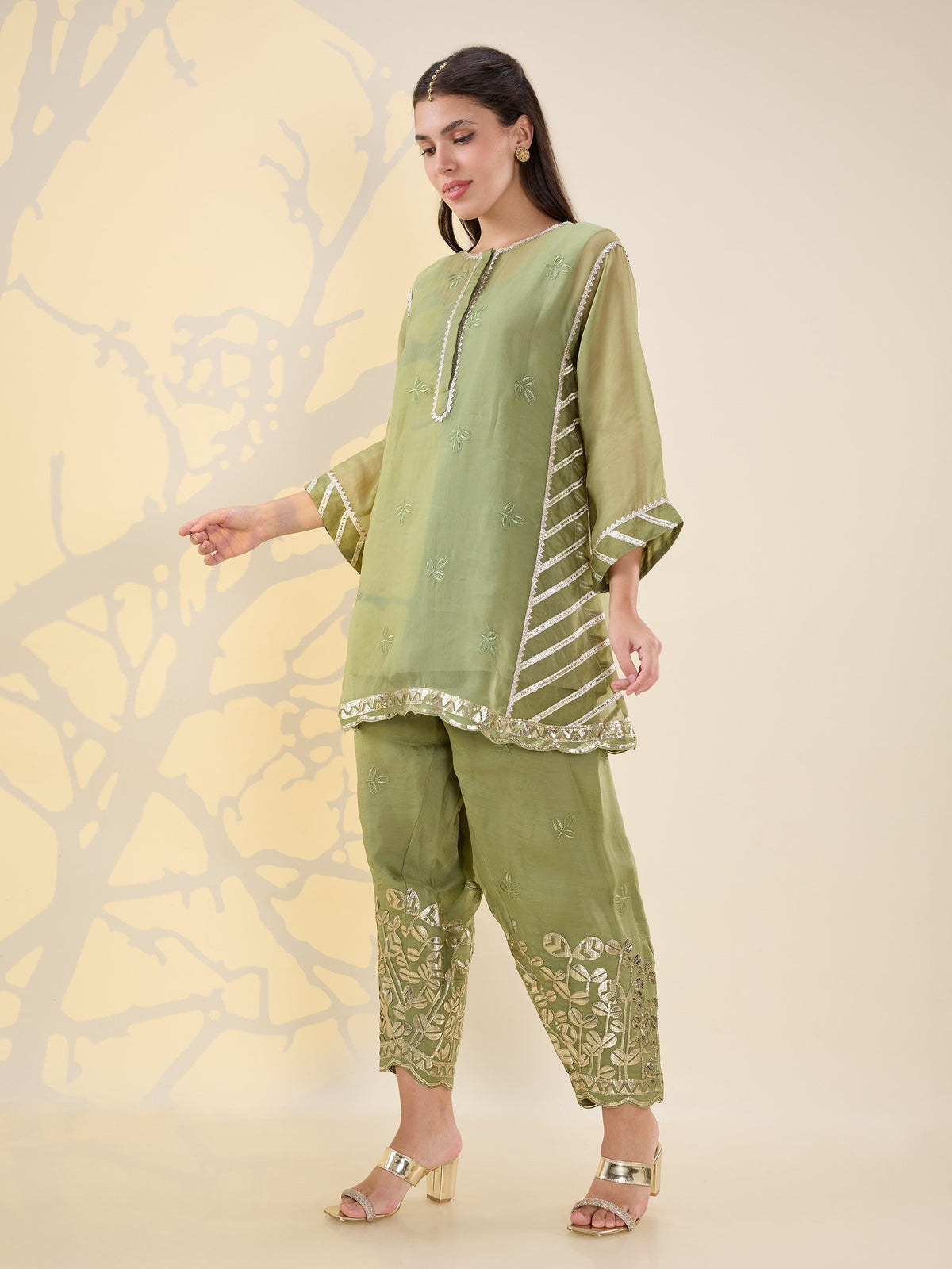 Noor green Pakistani set