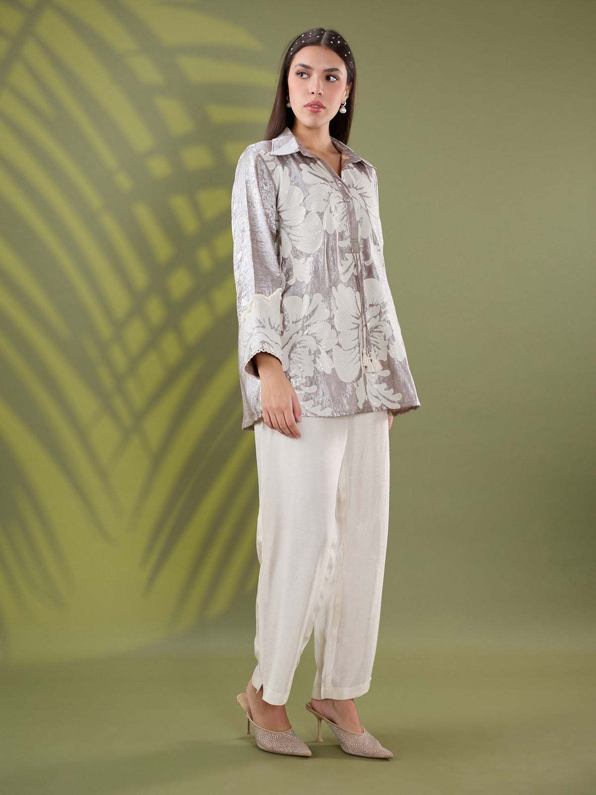 Mehr silver white coords