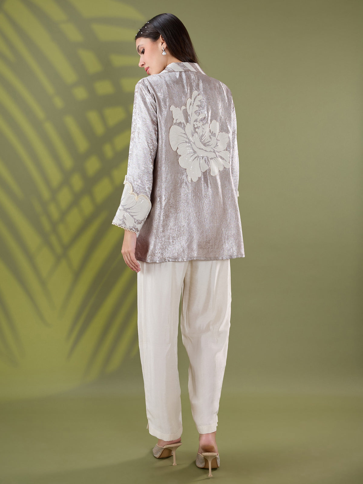 Mehr silver white coords